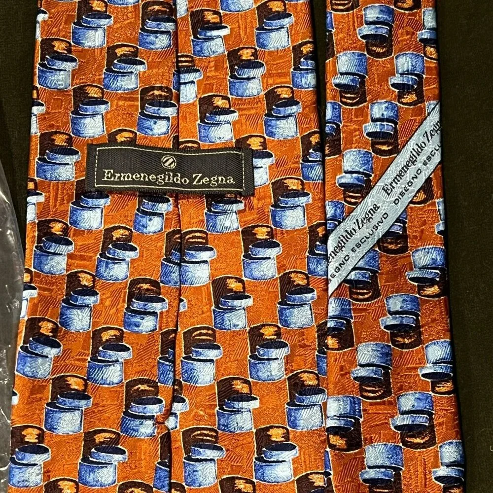 Ermenegildo‎ Zegna 100% Silk Neck Tie ~ Burnt Orange with Blue Cans ? 58
